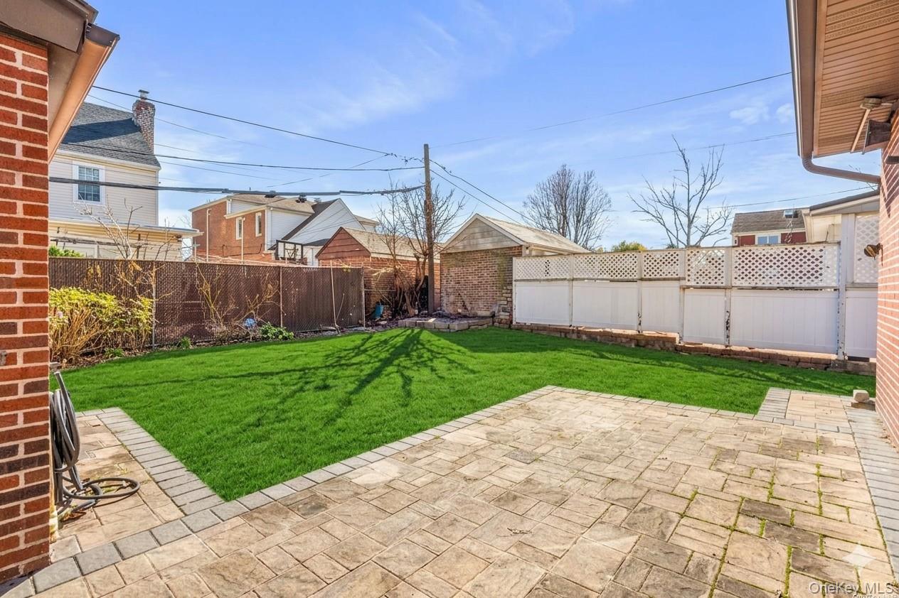 #20 photo, 1427 145th Place, كوينز Whitestone , NY 11357