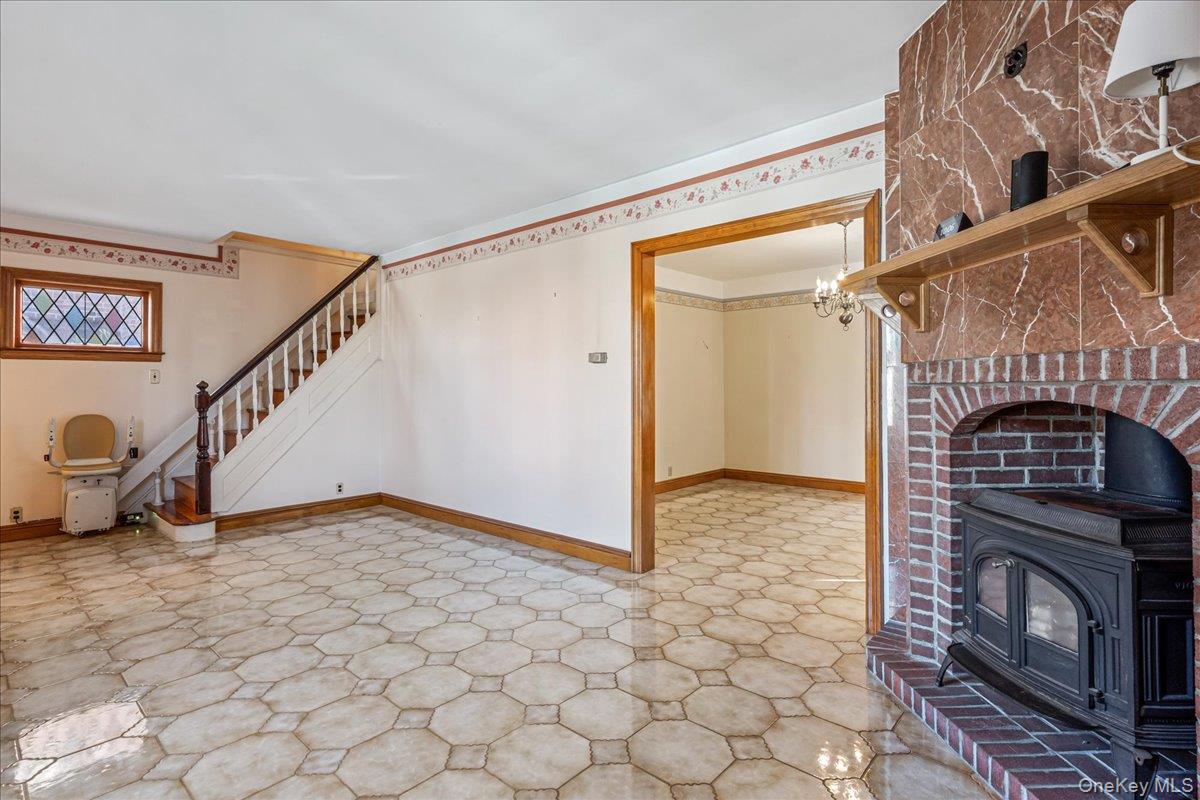 #4 photo, 1427 145th Place, كوينز Whitestone , NY 11357