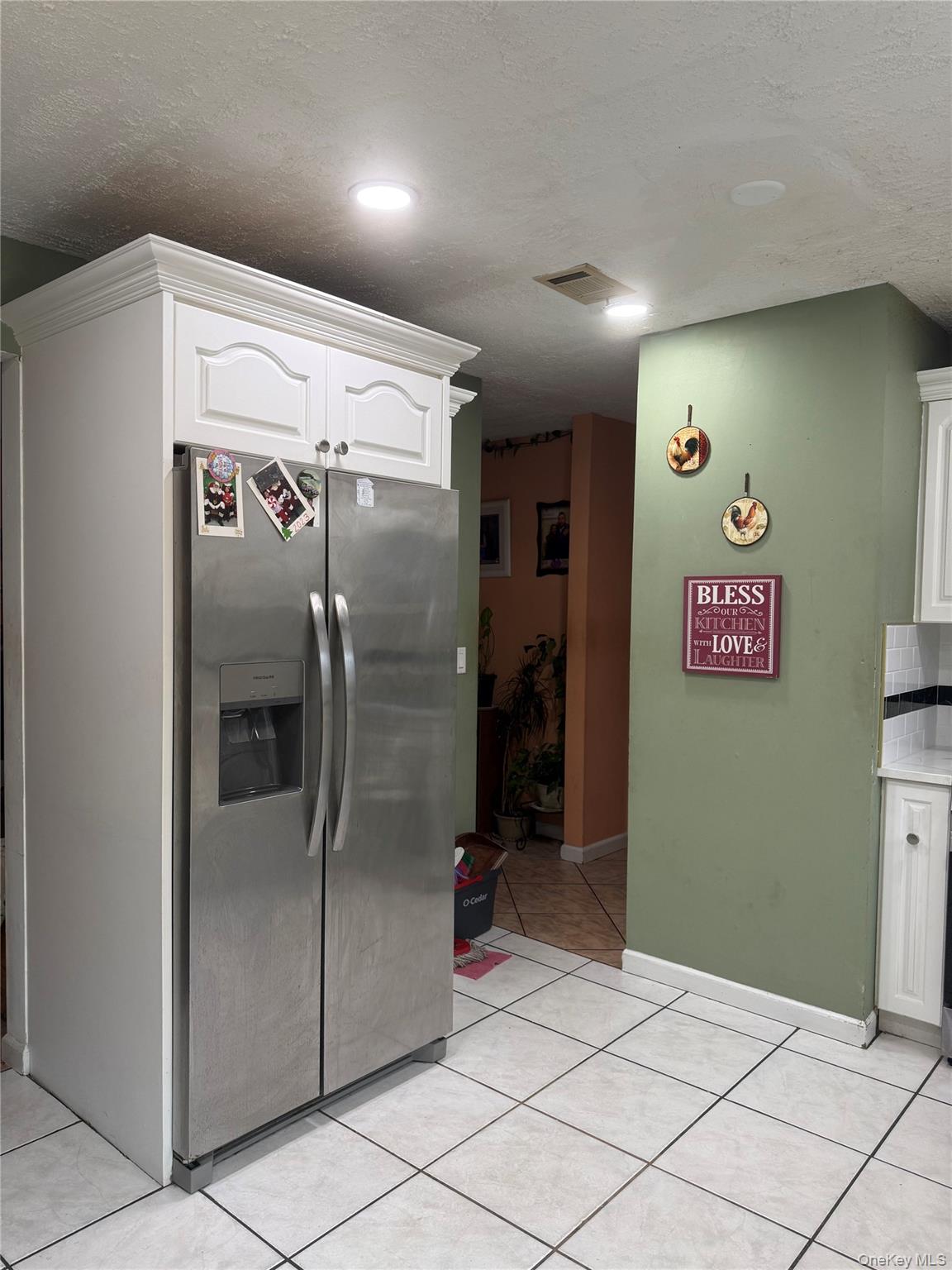 #4 photo, 2 Cherry Street, Central Islip , NY 11722