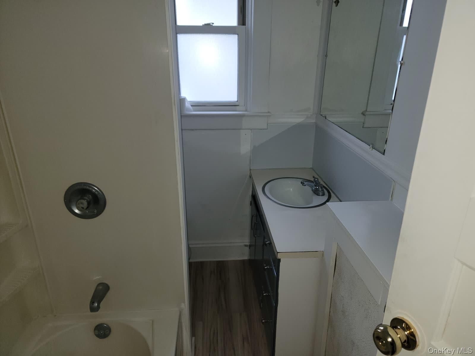 #19 photo, 1913 Euclid Avenue, 紐約州 Call Listing Agent , NY 12306