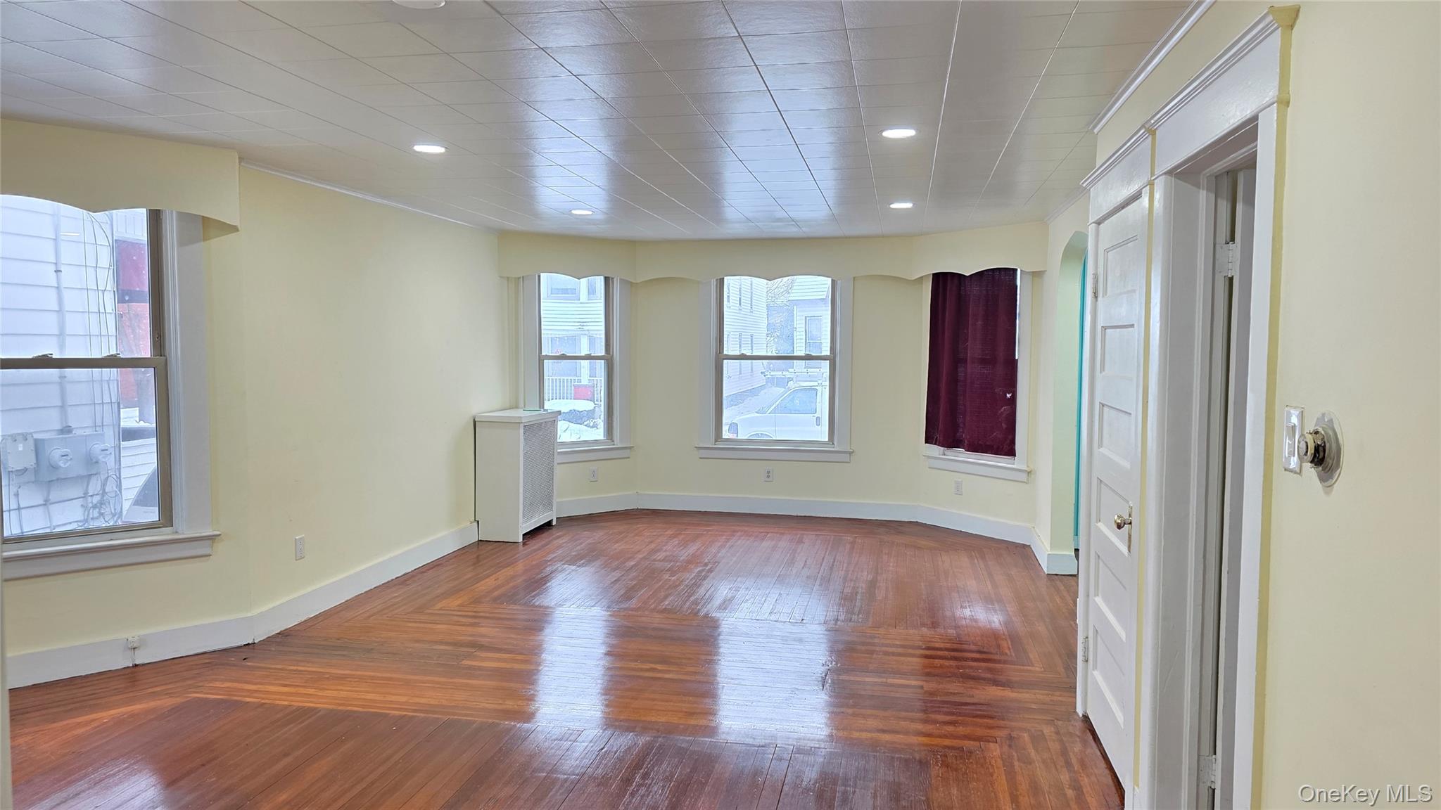 #4 photo, 1913 Euclid Avenue, 紐約州 Call Listing Agent , NY 12306
