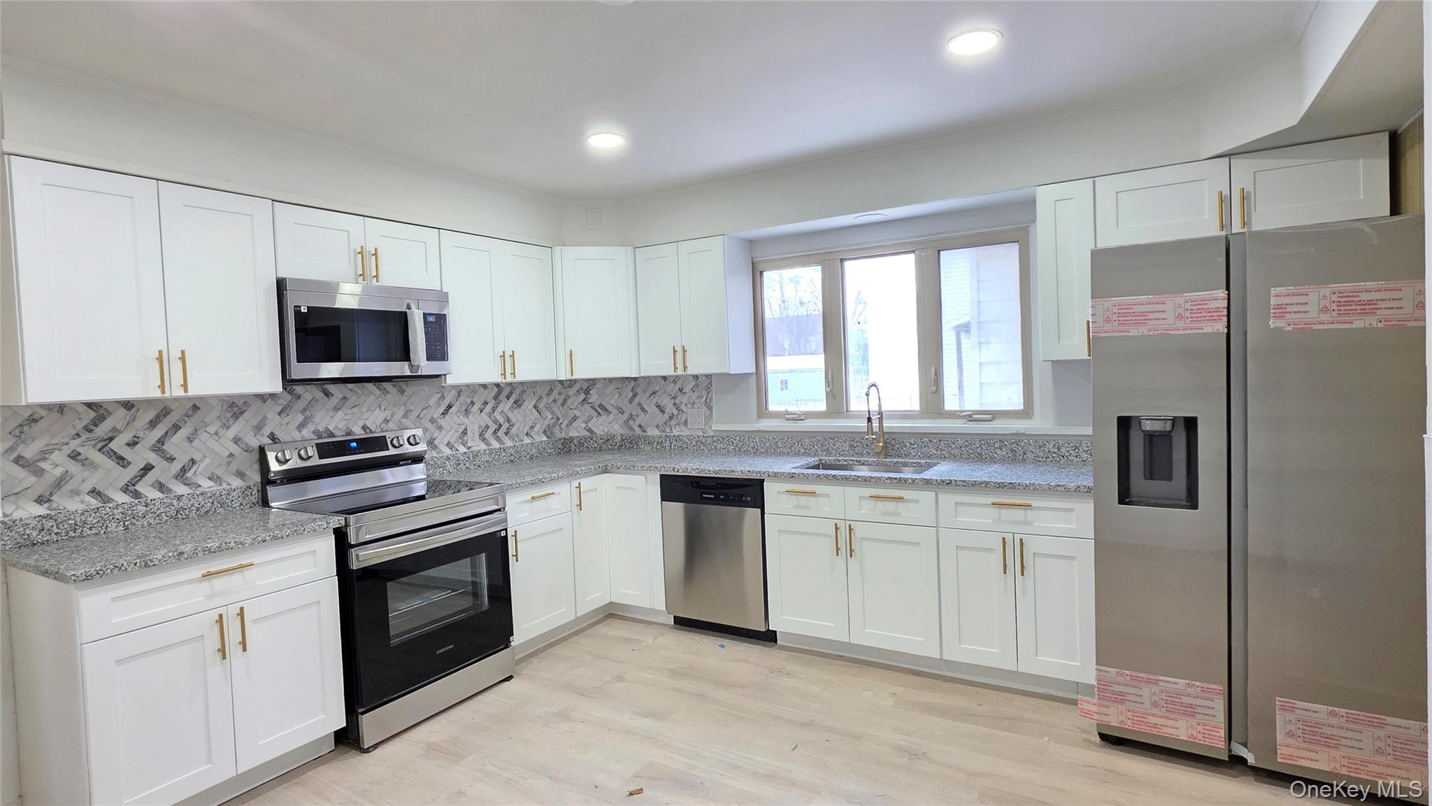 #7 photo, 1913 Euclid Avenue, 紐約州 Call Listing Agent , NY 12306