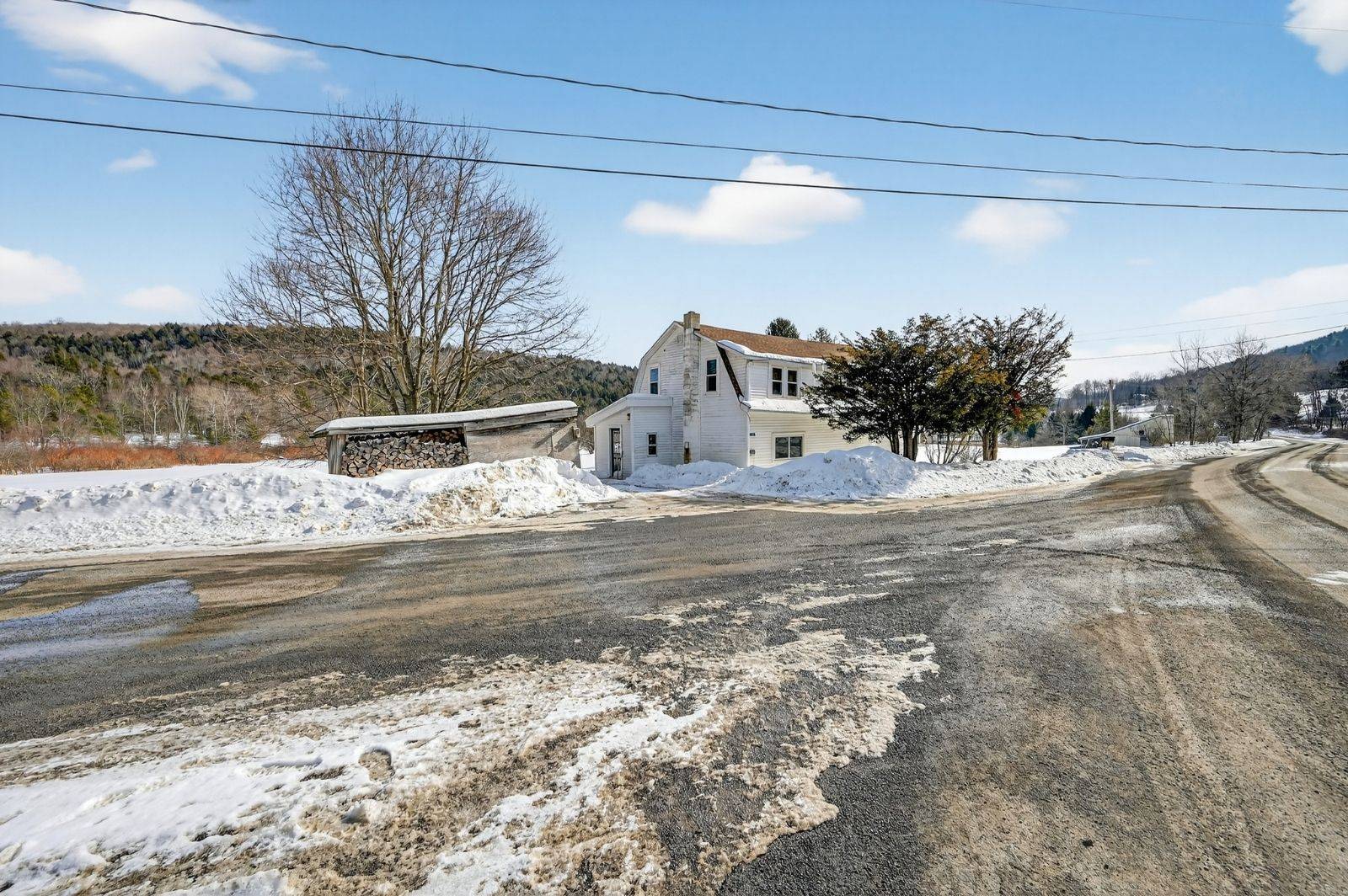 #34 photo, 380 Baptist Church Rd, 紐約州 Charlotteville , NY 12036