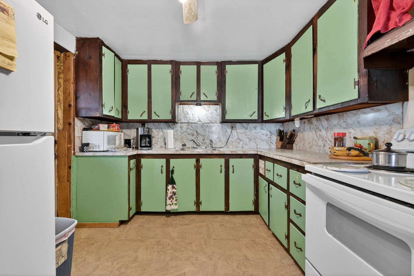 #9 photo, 380 Baptist Church Rd, 紐約州 Charlotteville , NY 12036