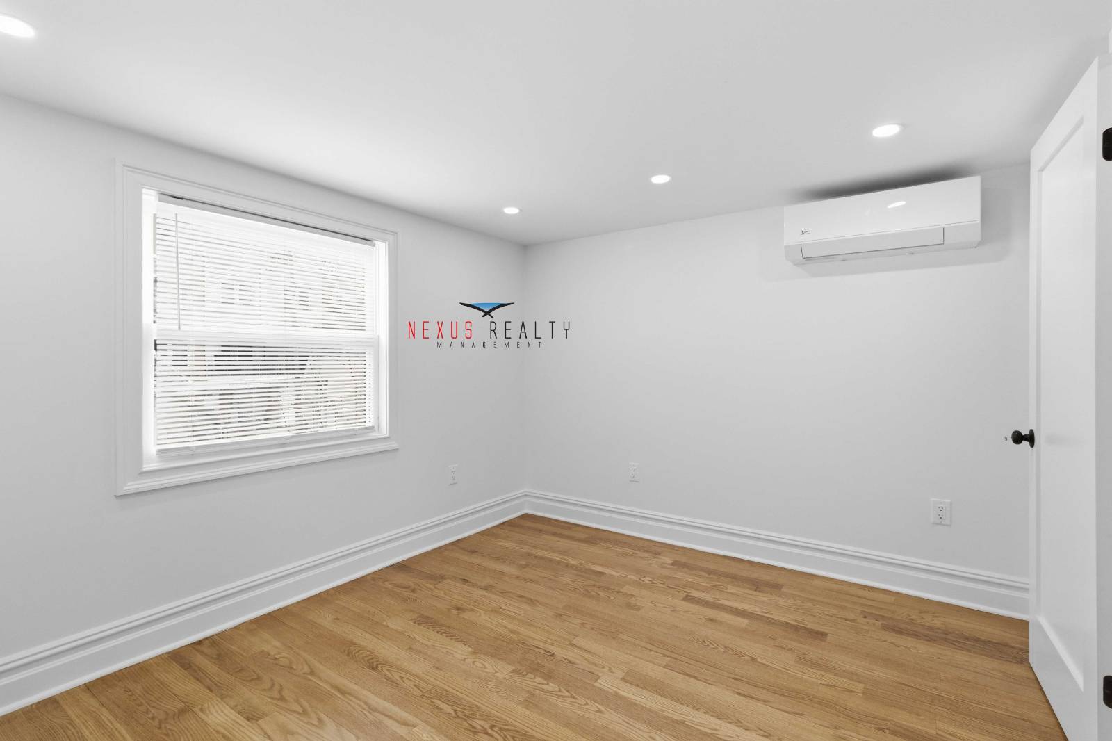 #10 photo, 21-28 48TH STREET, #1, Astoria , NY 11105