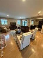 #13 photo, 22 Jersey St, 東長島 鹿园 Deer Park , NY 11729