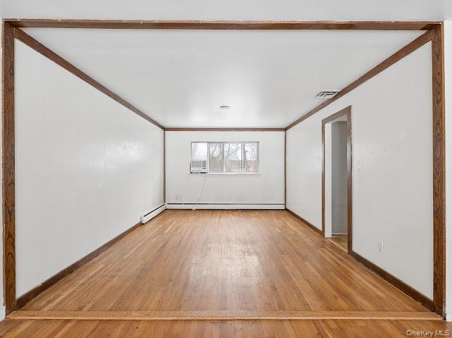 #6 photo, 14 Jeffrey Lane, ناسو Great Neck , NY 11020