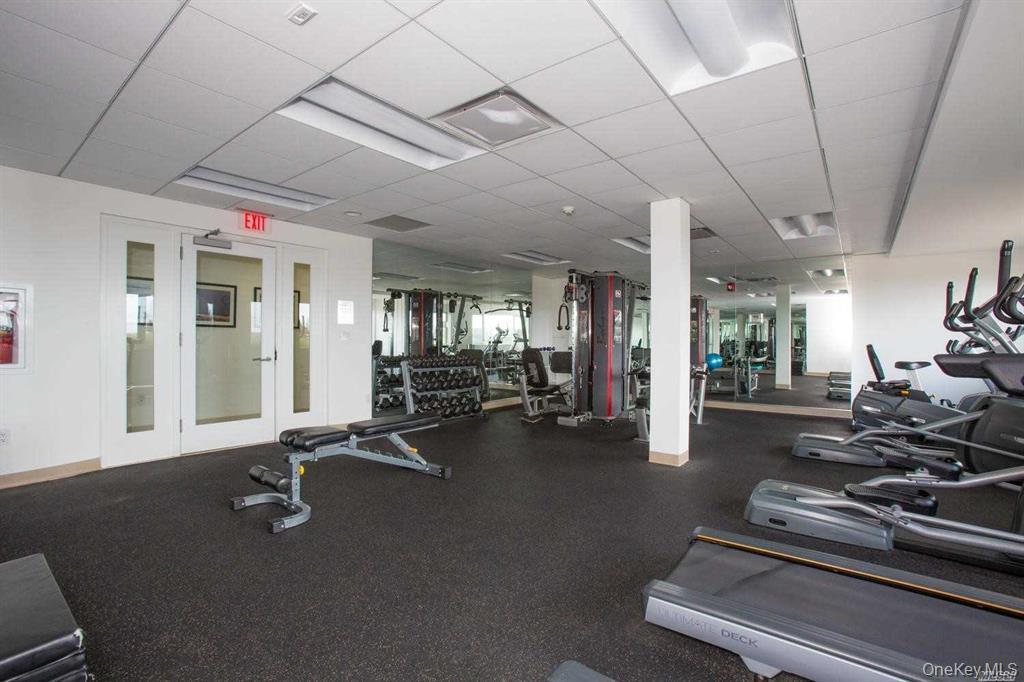 #19 photo, 830 Shore Rd, 長島 長灘 Long Beach , NY 11561