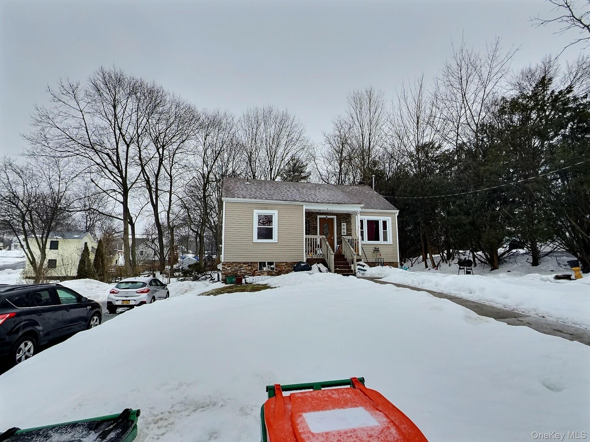 #1 photo, 4 Pilgrim Terrace, 纽约州 Poughkeepsie , NY 12601