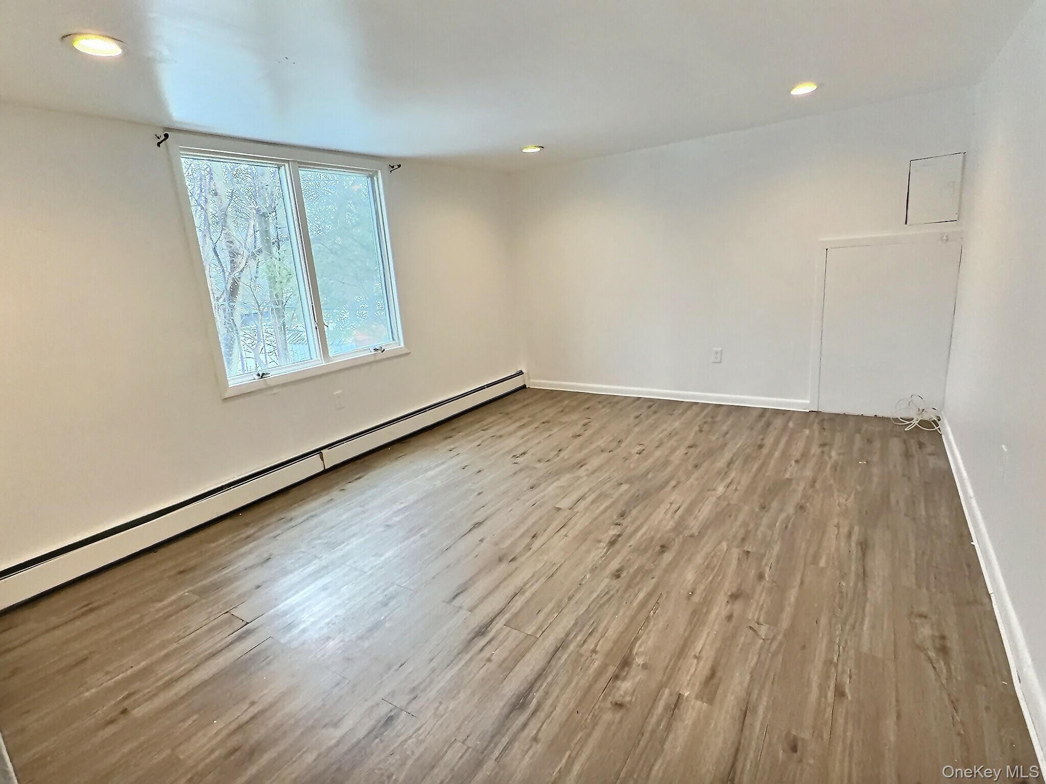 #7 photo, 4 Pilgrim Terrace, 纽约州 Poughkeepsie , NY 12601