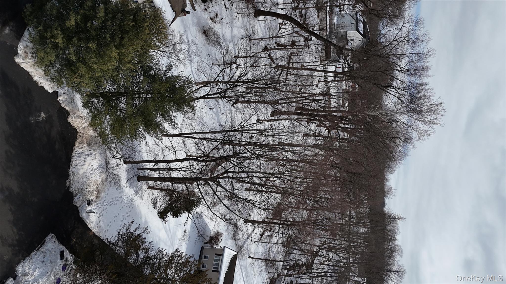 #4 photo, 11 Abraham Gunn Memorial Drive, Cortlandt Manor , NY 10567