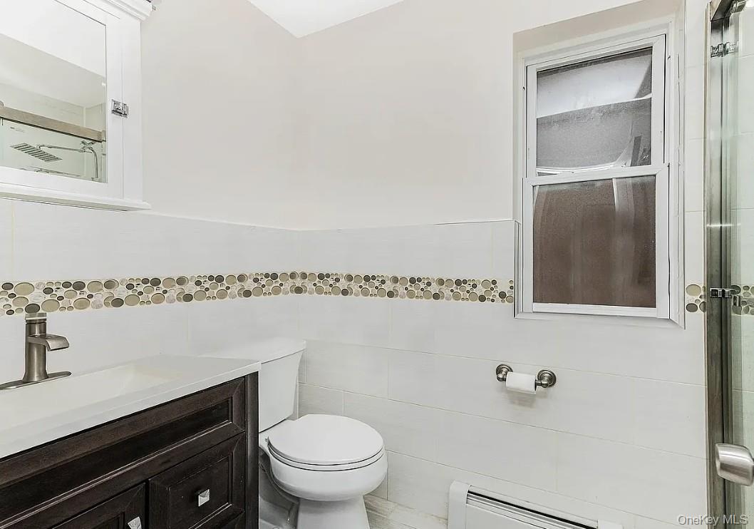 #3 photo, 5631 Post Road, הברונקס Bronx , NY 10471