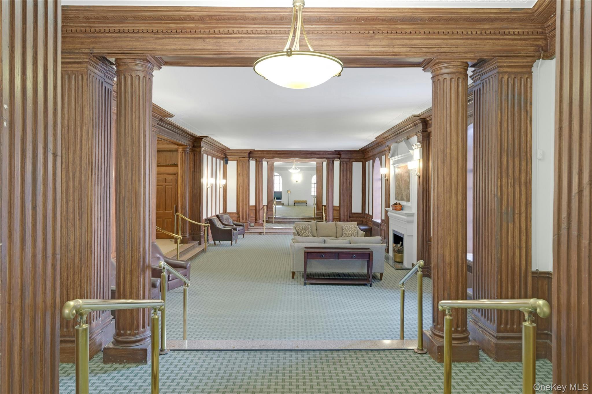 #4 photo, 8451 Beverly Road, كوينز Kew Gardens , NY 11415