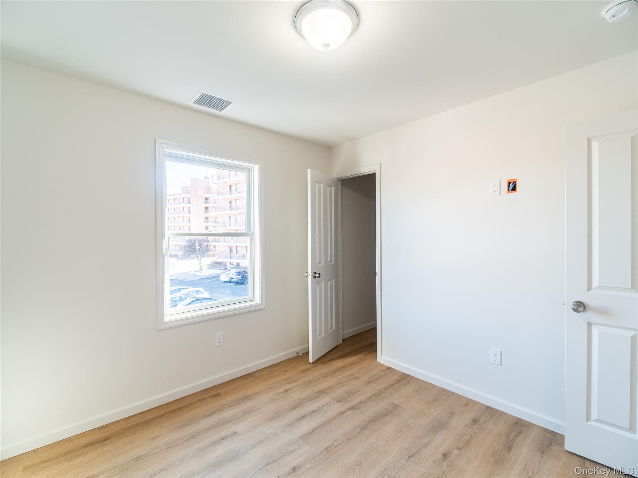 #11 photo, 306 Regent Street, Port Chester , NY 10573