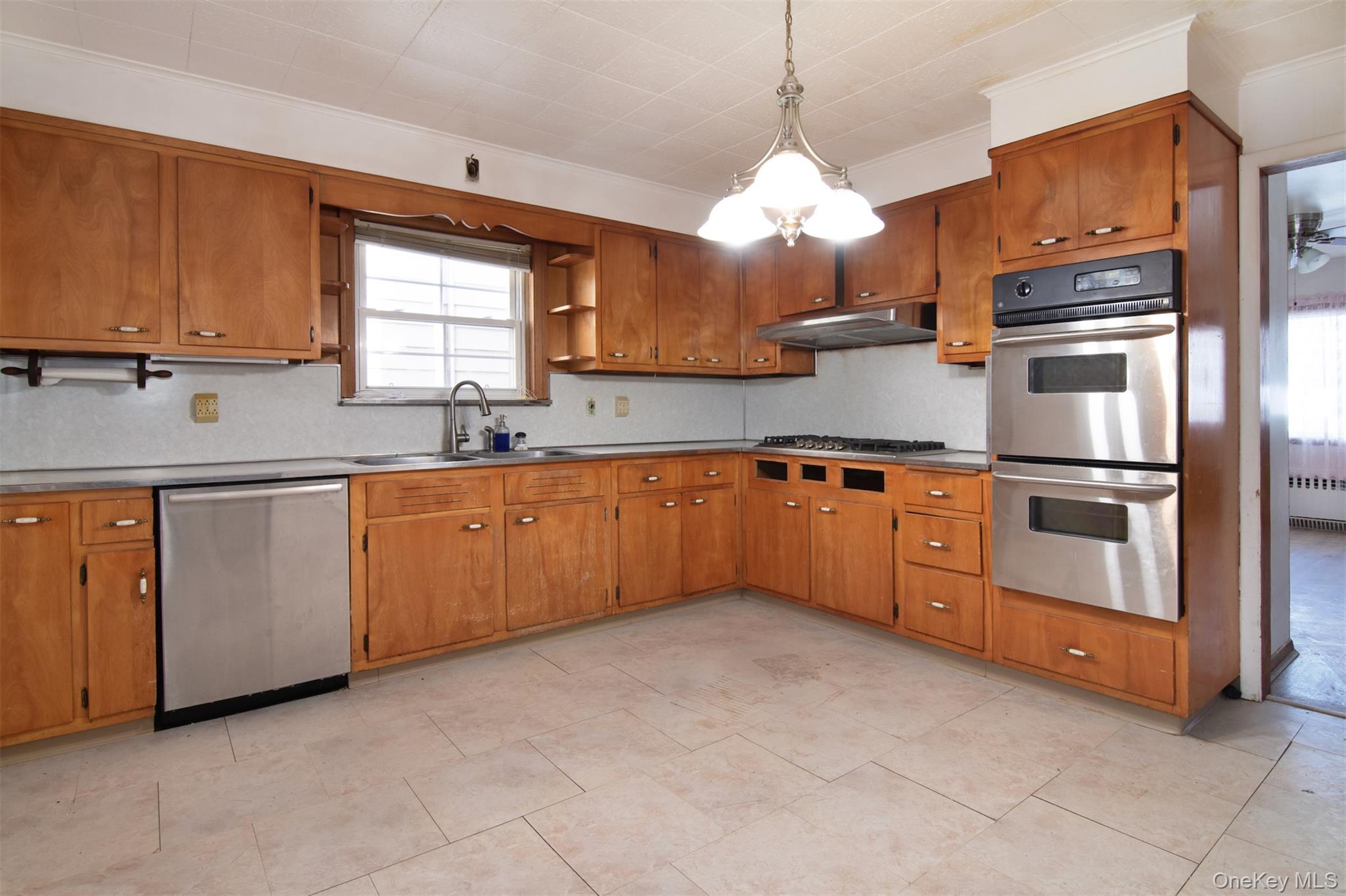 #6 photo, 16 Ogden Avenue, Dobbs Ferry , NY 10522