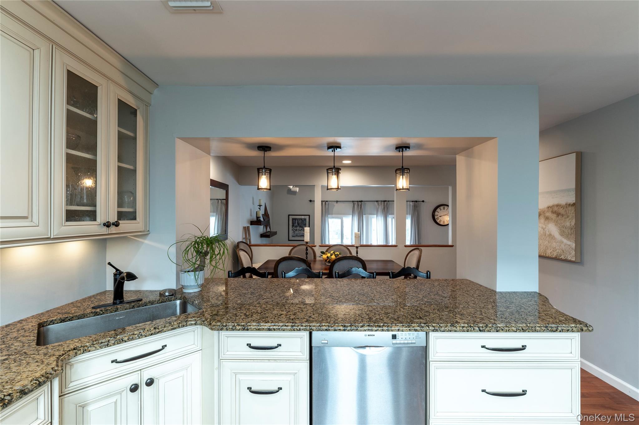 #16 photo, 97 Village Green, 紐約州 Bardonia , NY 10954