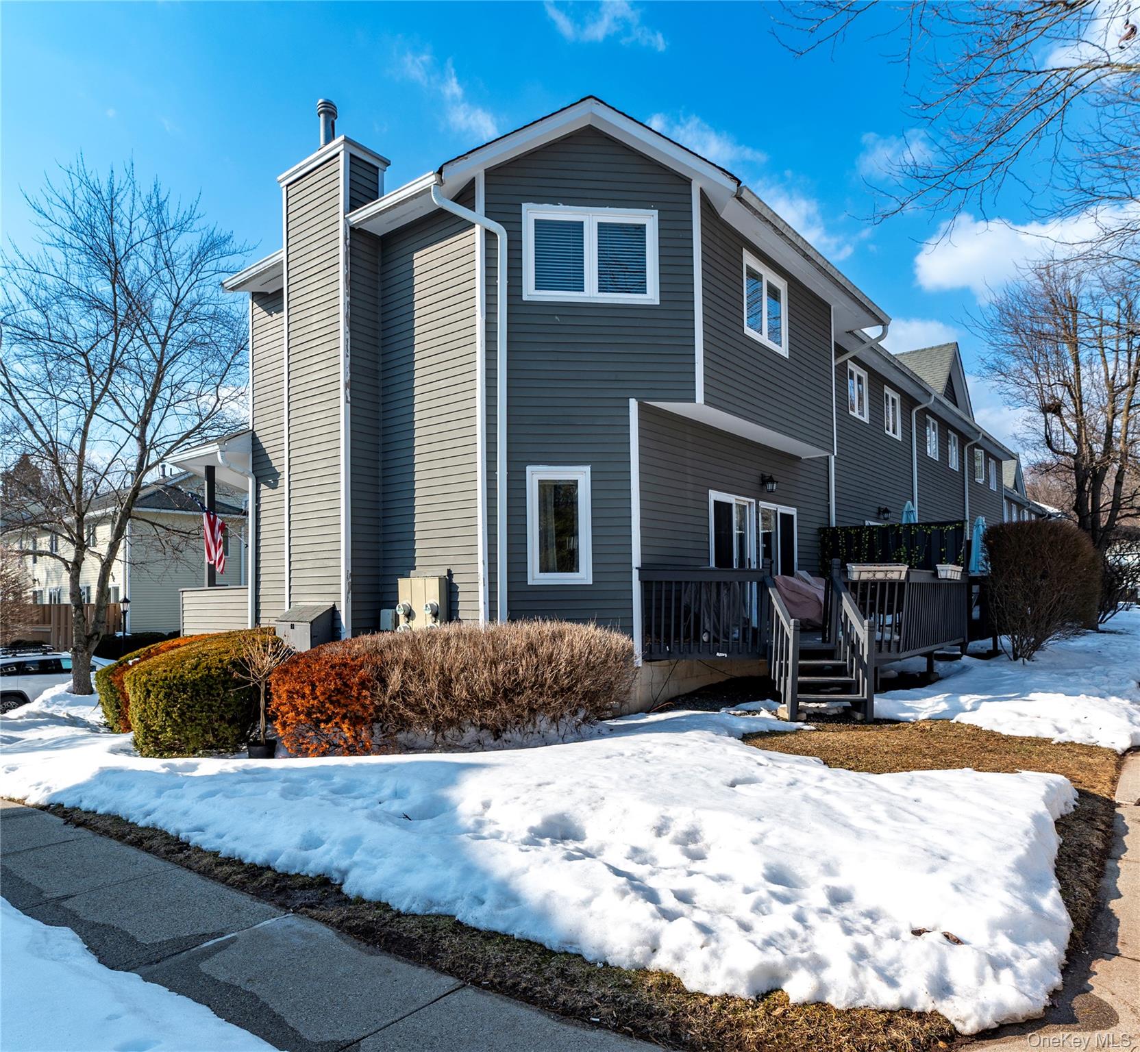 #2 photo, 97 Village Green, 紐約州 Bardonia , NY 10954