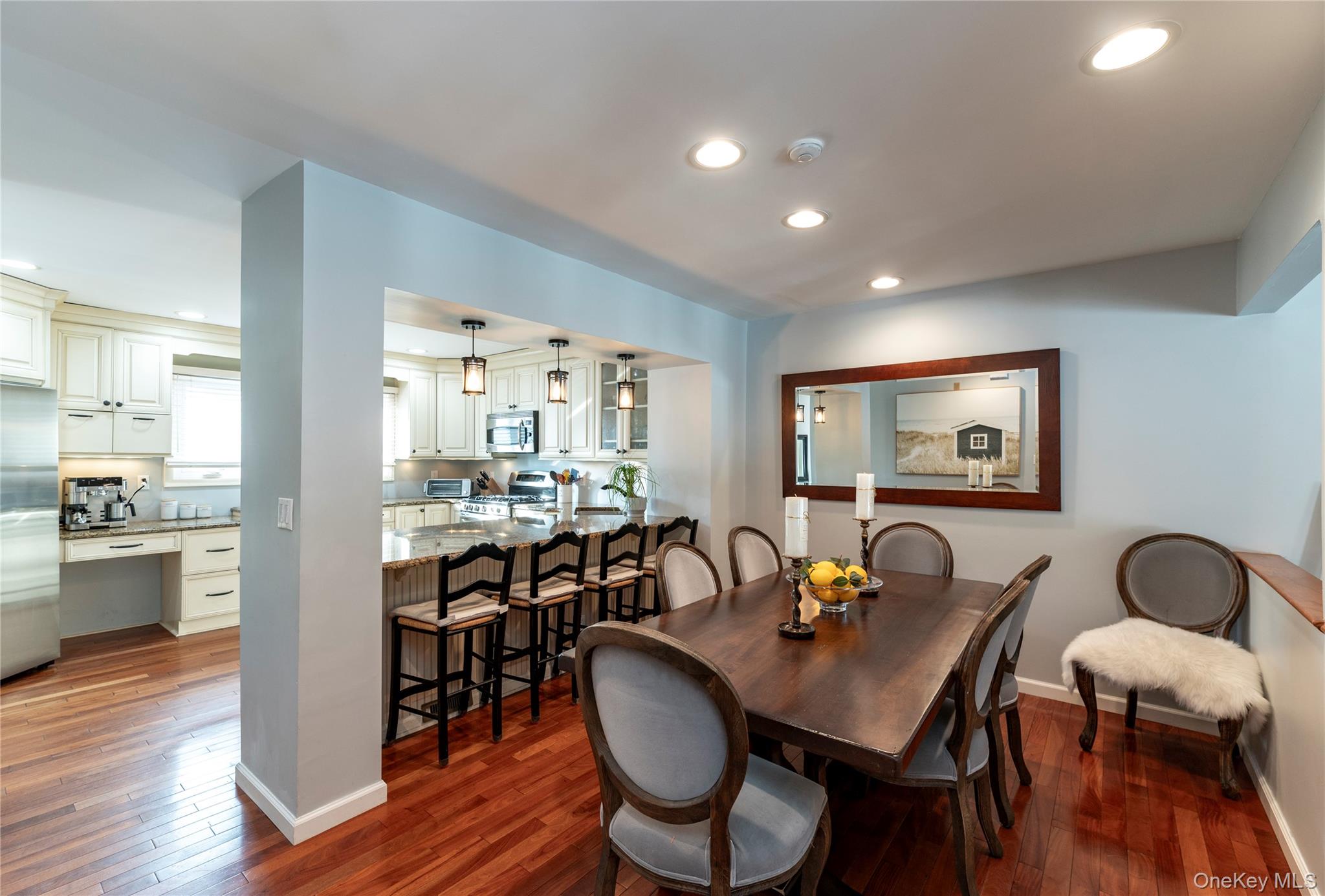 #9 photo, 97 Village Green, 紐約州 Bardonia , NY 10954