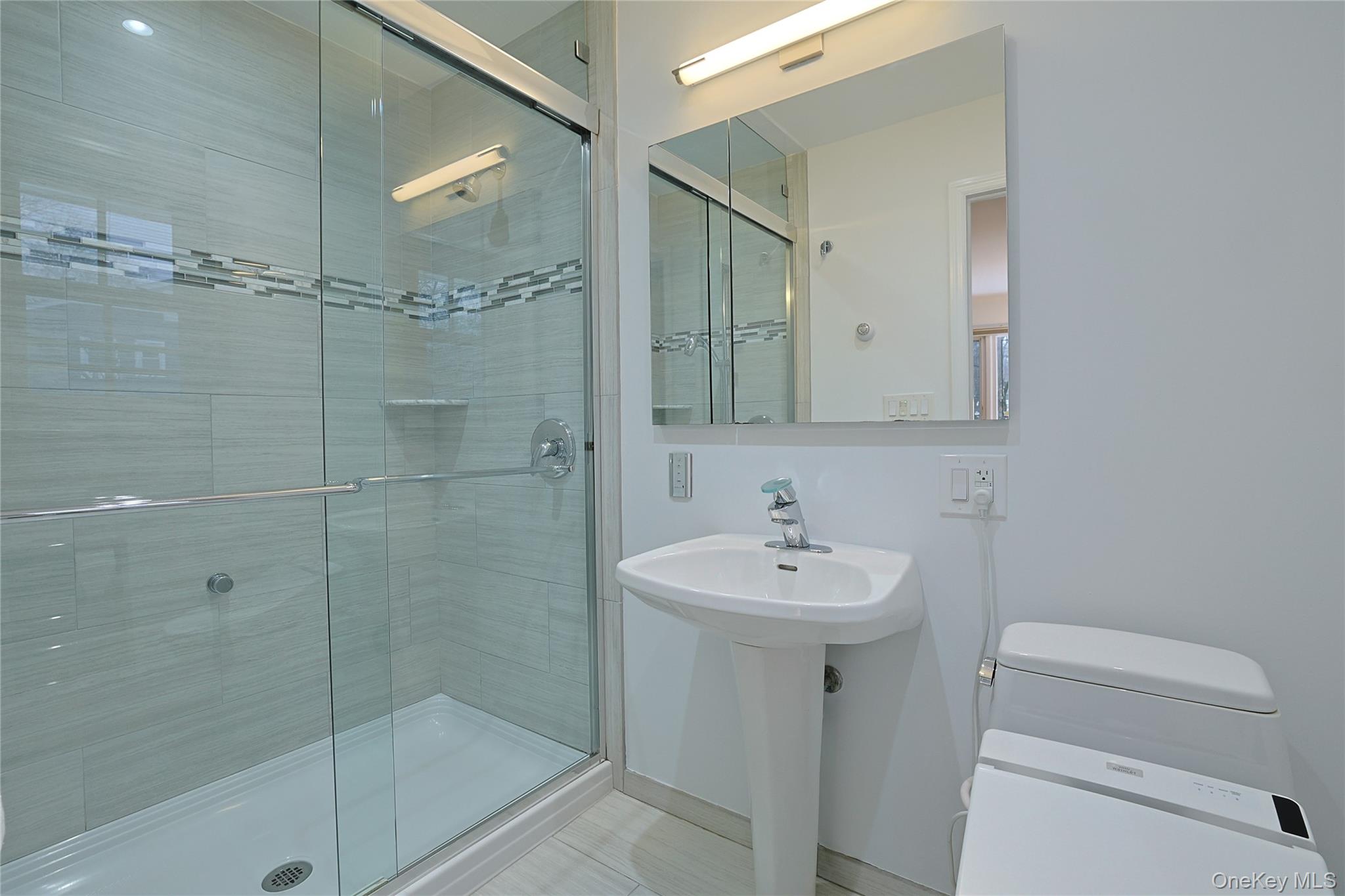 #15 photo, 97 Winding Brook Road, New Rochelle , NY 10804