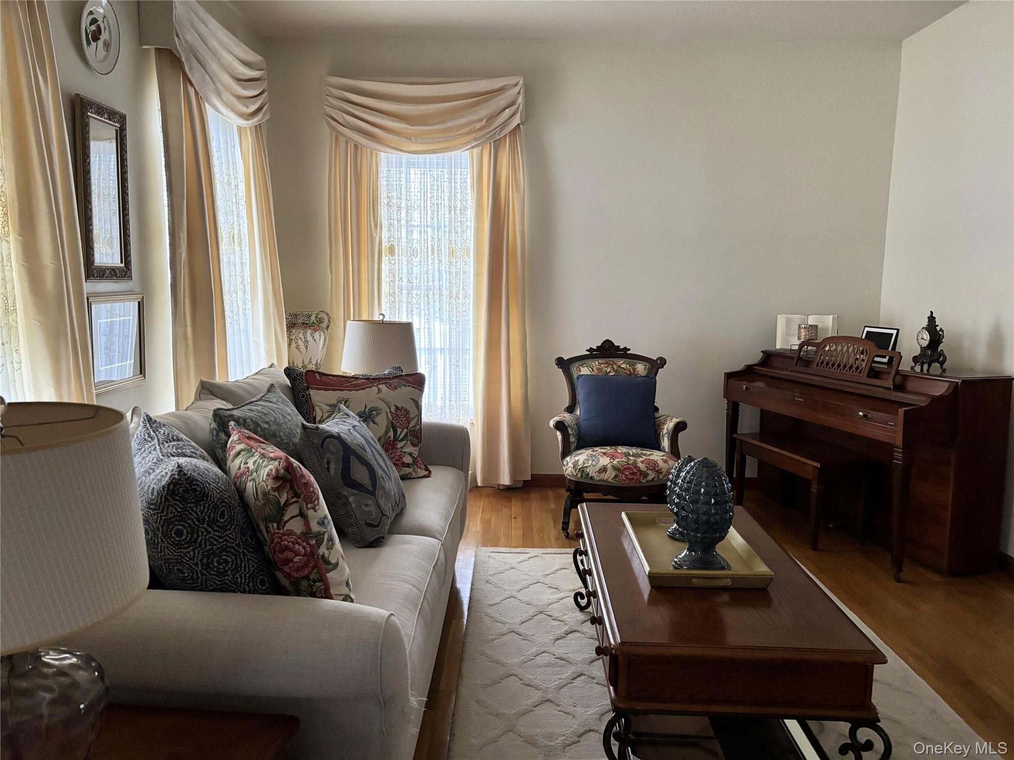 #5 photo, 2 Melissa Lane, Washingtonville , NY 10992