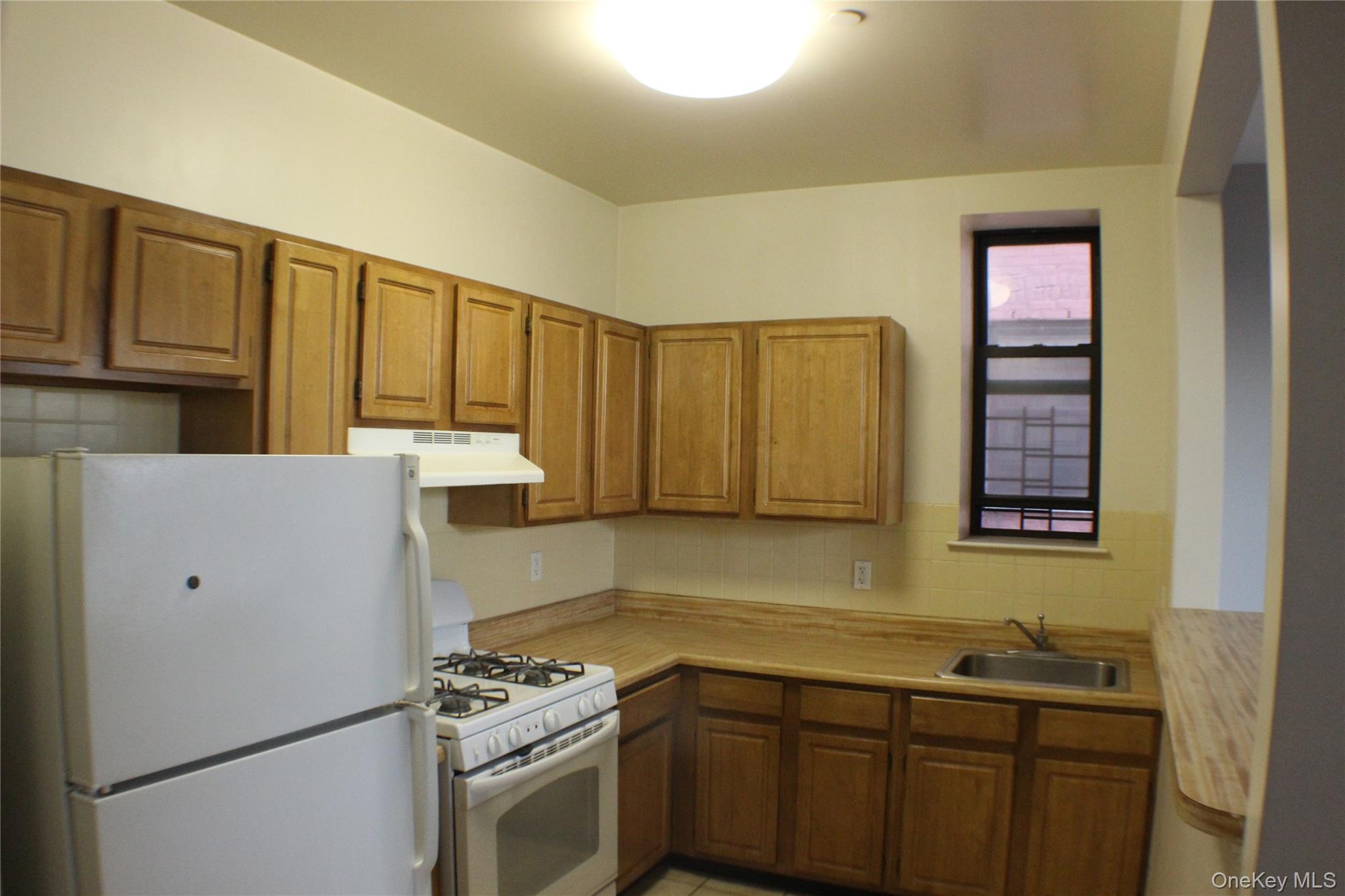 #6 photo, 2460 Adam Clayton Powell Jr Boulevard, New York (Manhattan) , NY 10030