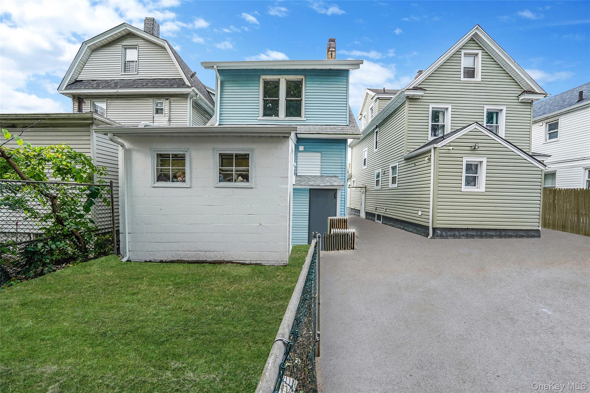 #5 photo, 101-47 131st Street, Richmond Hill S. , NY 11419