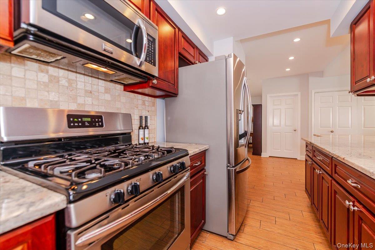 #13 photo, 101 California Street, Long Beach , NY 11561