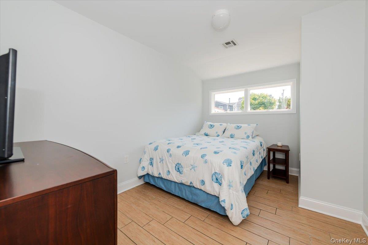 #20 photo, 101 California Street, Long Beach , NY 11561