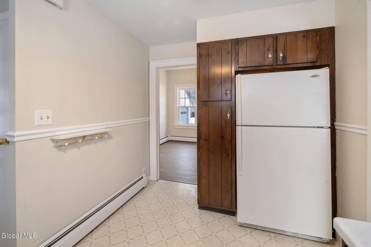 #17 photo, 42 Currey Avenue, 紐約州 Bethlehem , NY 12158