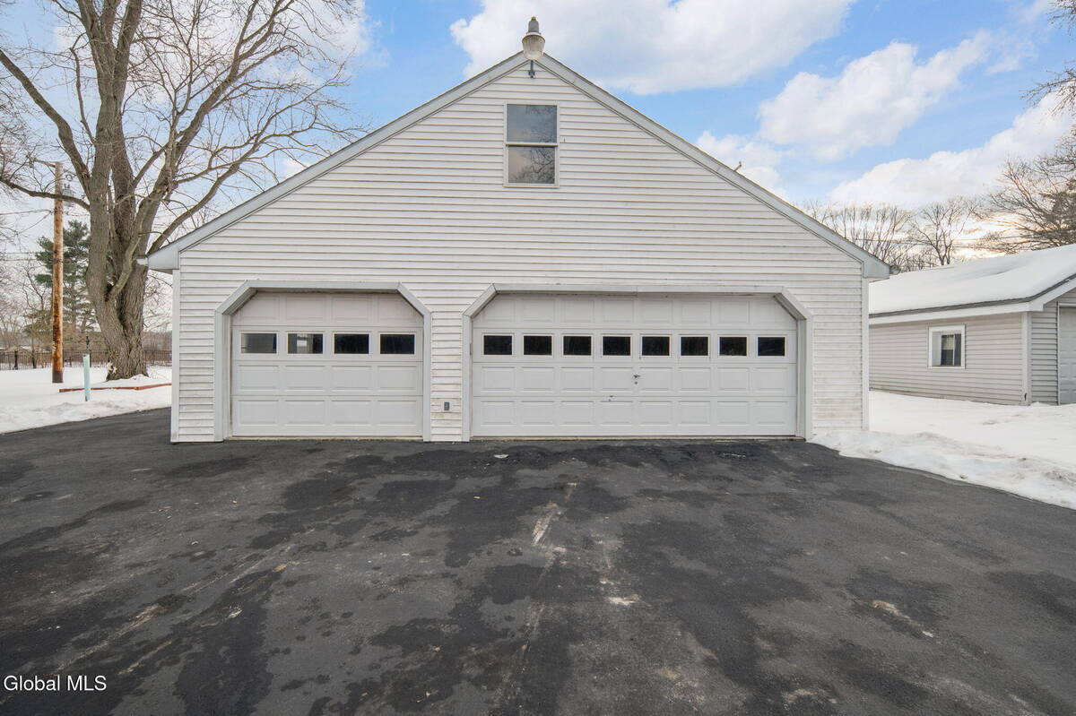 #30 photo, 42 Currey Avenue, 紐約州 Bethlehem , NY 12158