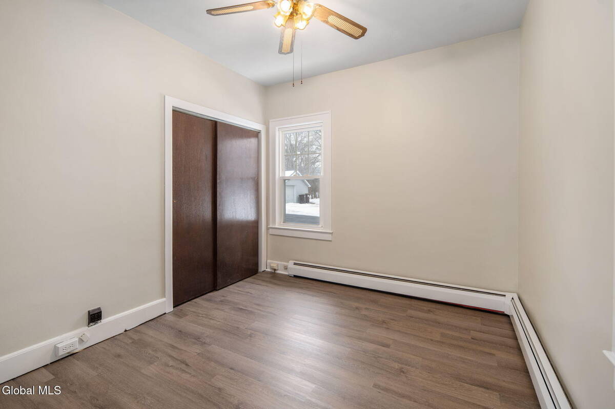 #7 photo, 42 Currey Avenue, 紐約州 Bethlehem , NY 12158