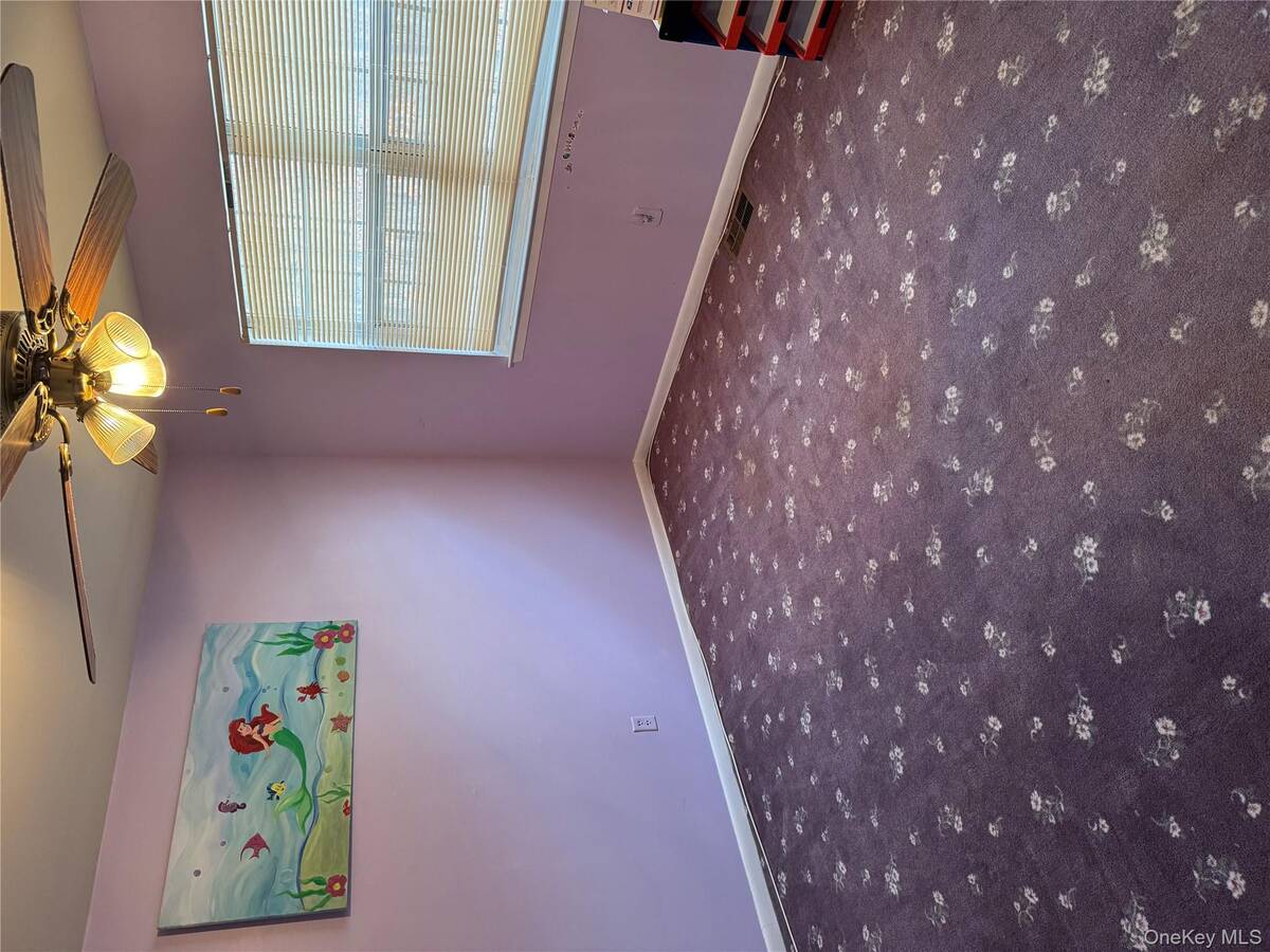 #17 photo, 511 Race Place, 東長島 Oakdale , NY 11769