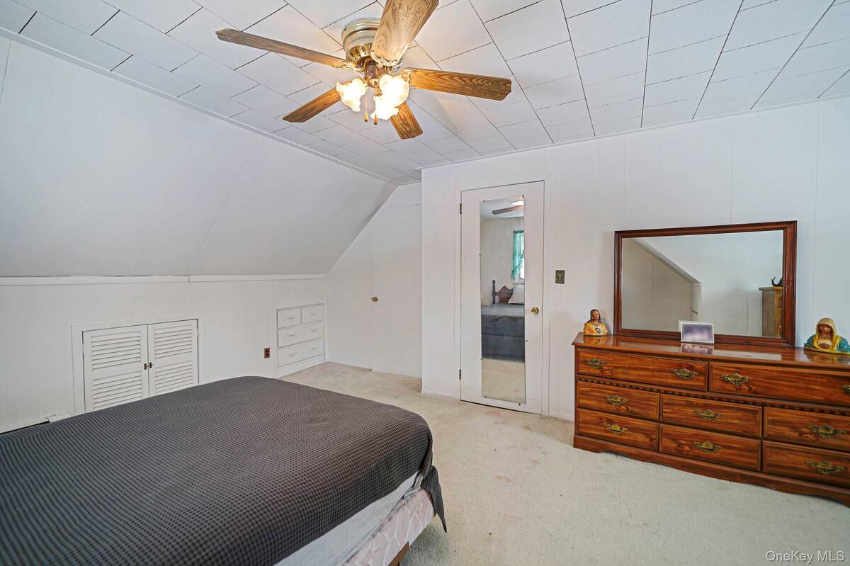 #26 photo, 6 Noahs Path, Rocky Point , NY 11778