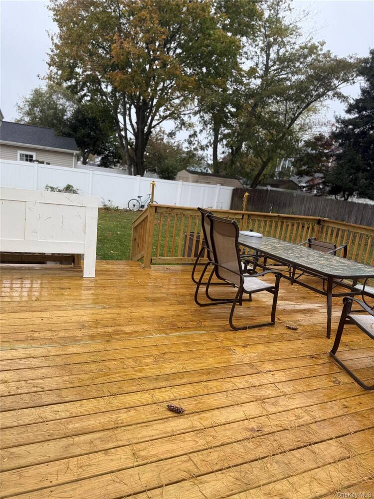 #26 photo, 2 Cherry Street, מחוז סאפוק Central Islip , NY 11722