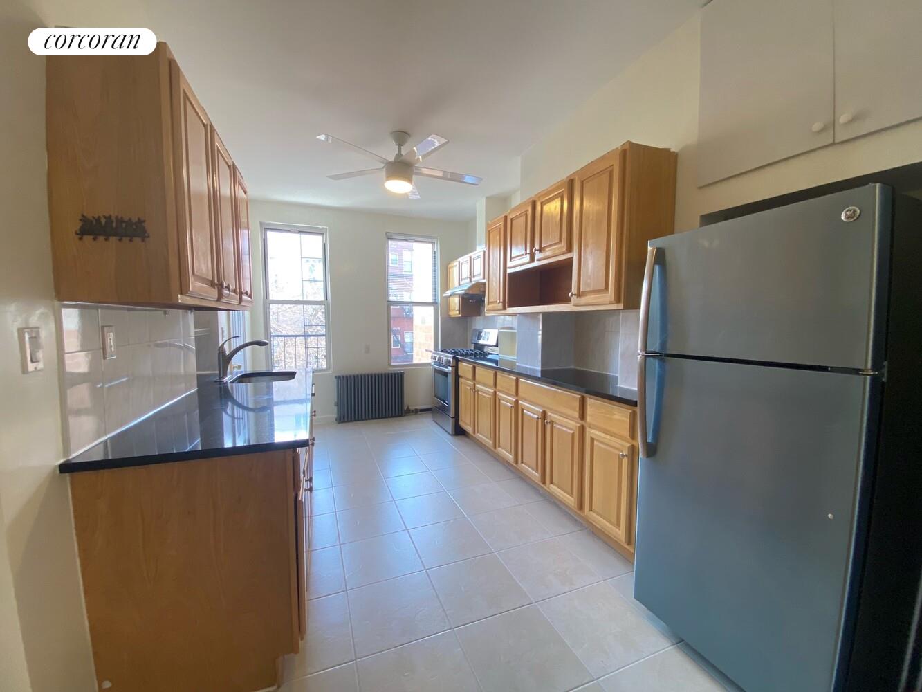 #1 photo, Brooklyn, Williamsburg , NY 11211