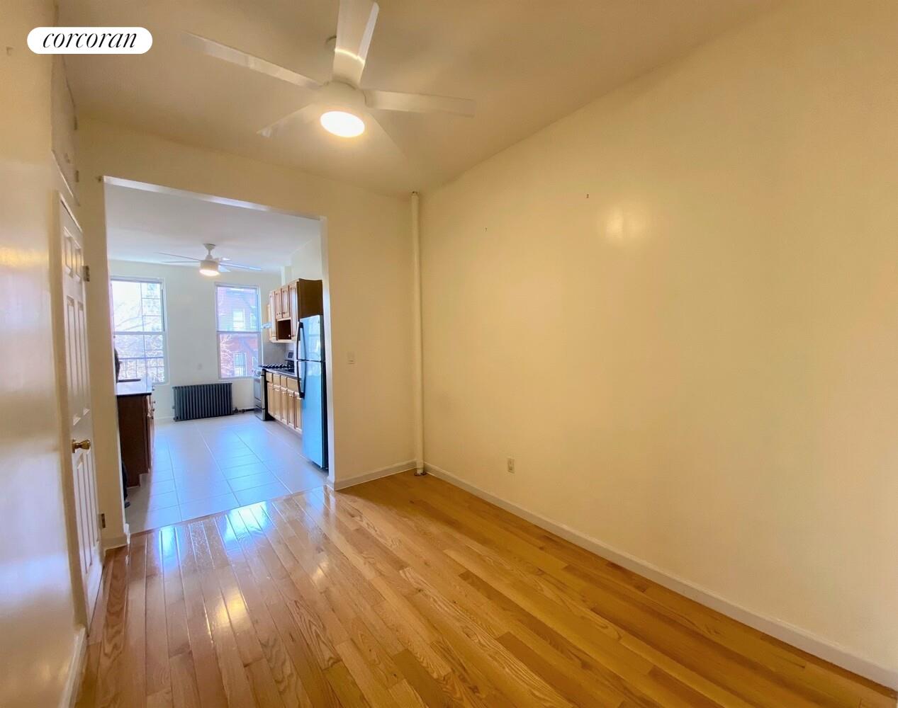 #2 photo, Brooklyn, Williamsburg , NY 11211