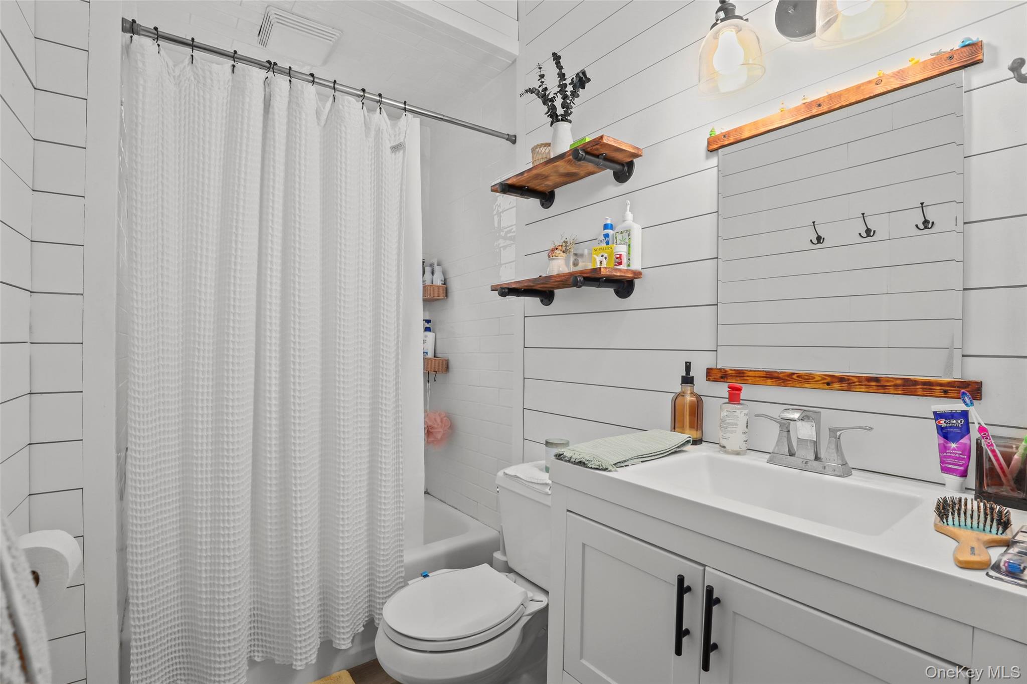 #9 photo, 40 Main Street, Dobbs Ferry , NY 10522