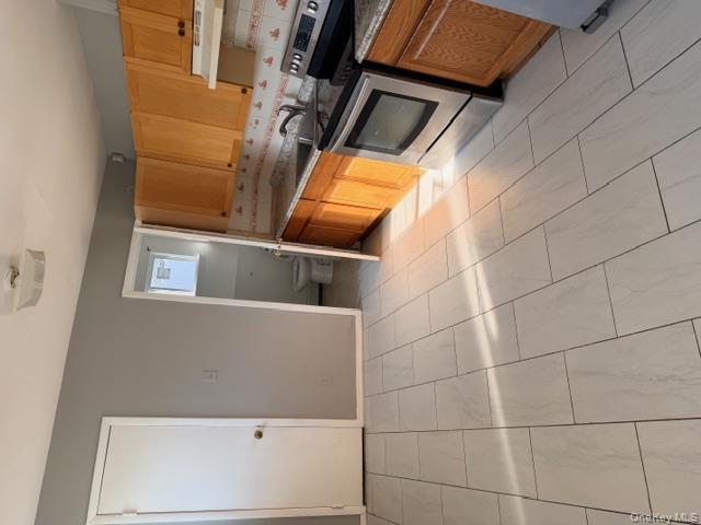 #7 photo, 294 40th Street, Copiague , NY 11726