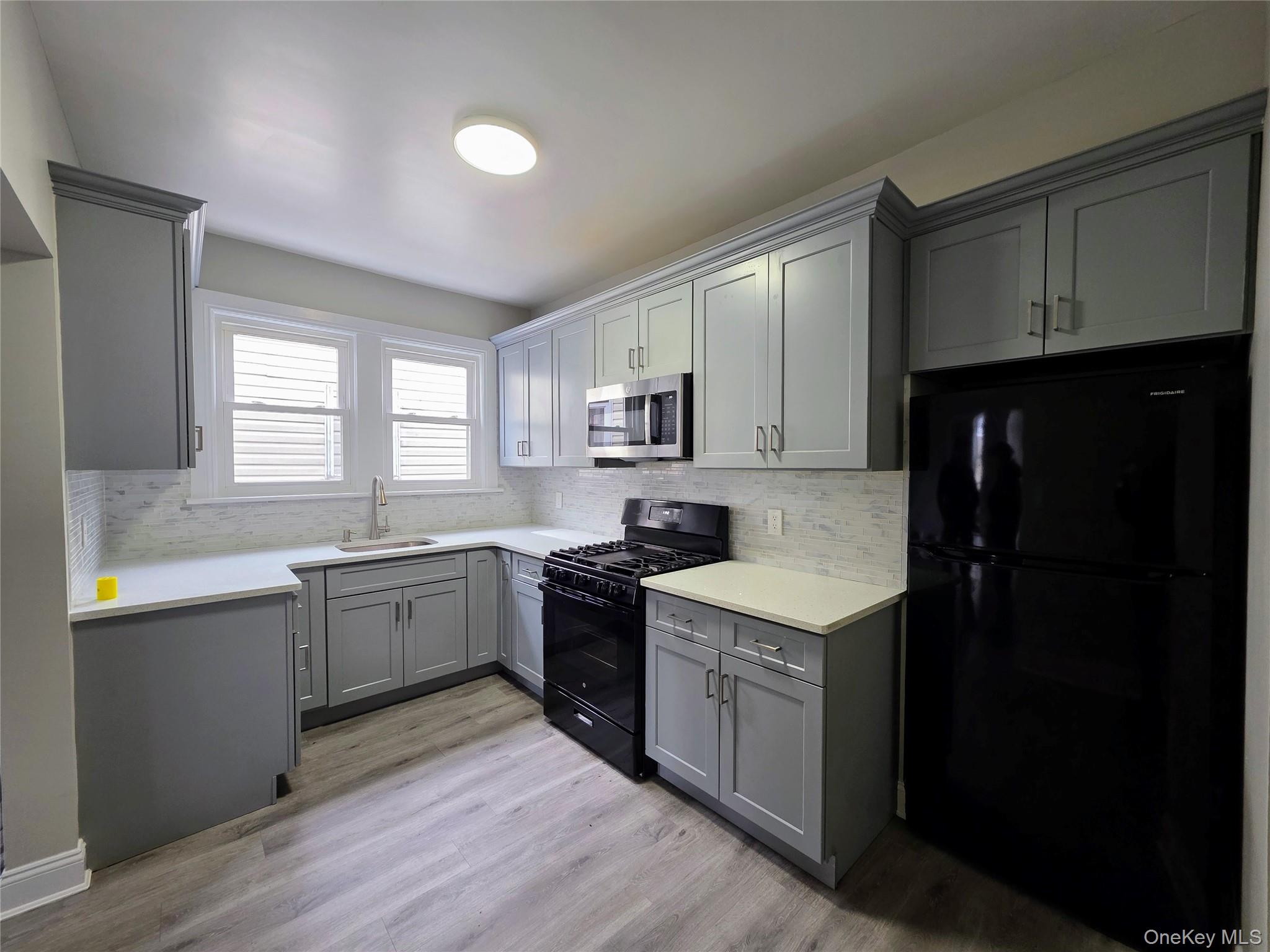 #1 photo, 147 Jericho Turnpike, 長島 Mineola , NY 11501