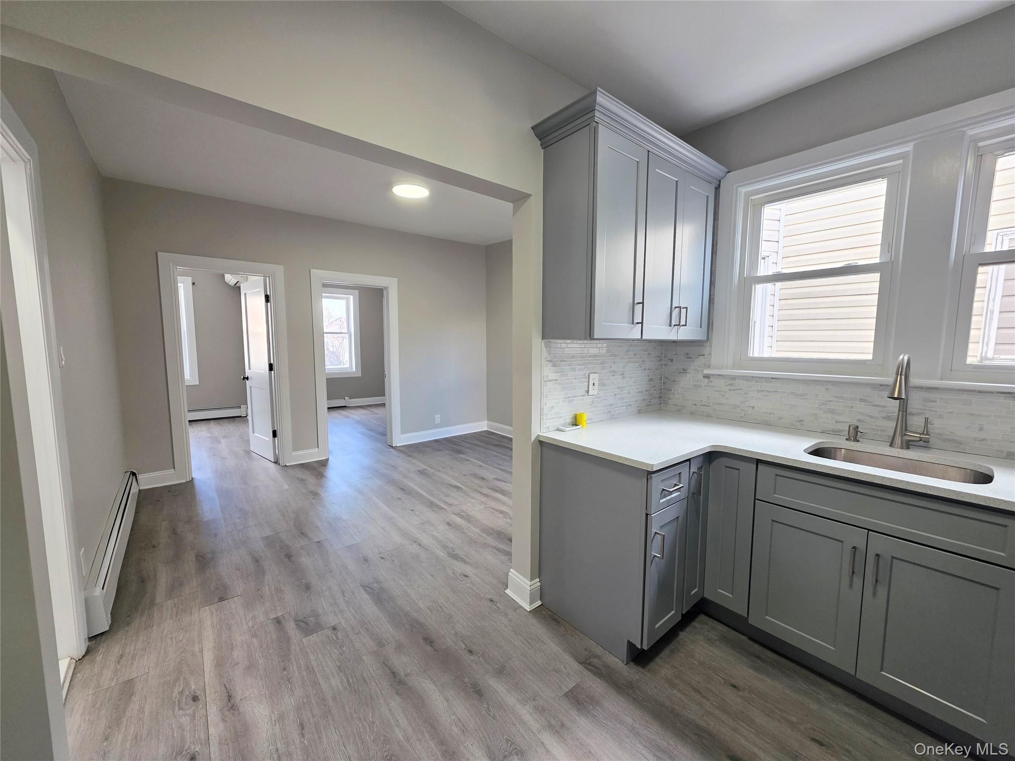 #3 photo, 147 Jericho Turnpike, Mineola , NY 11501