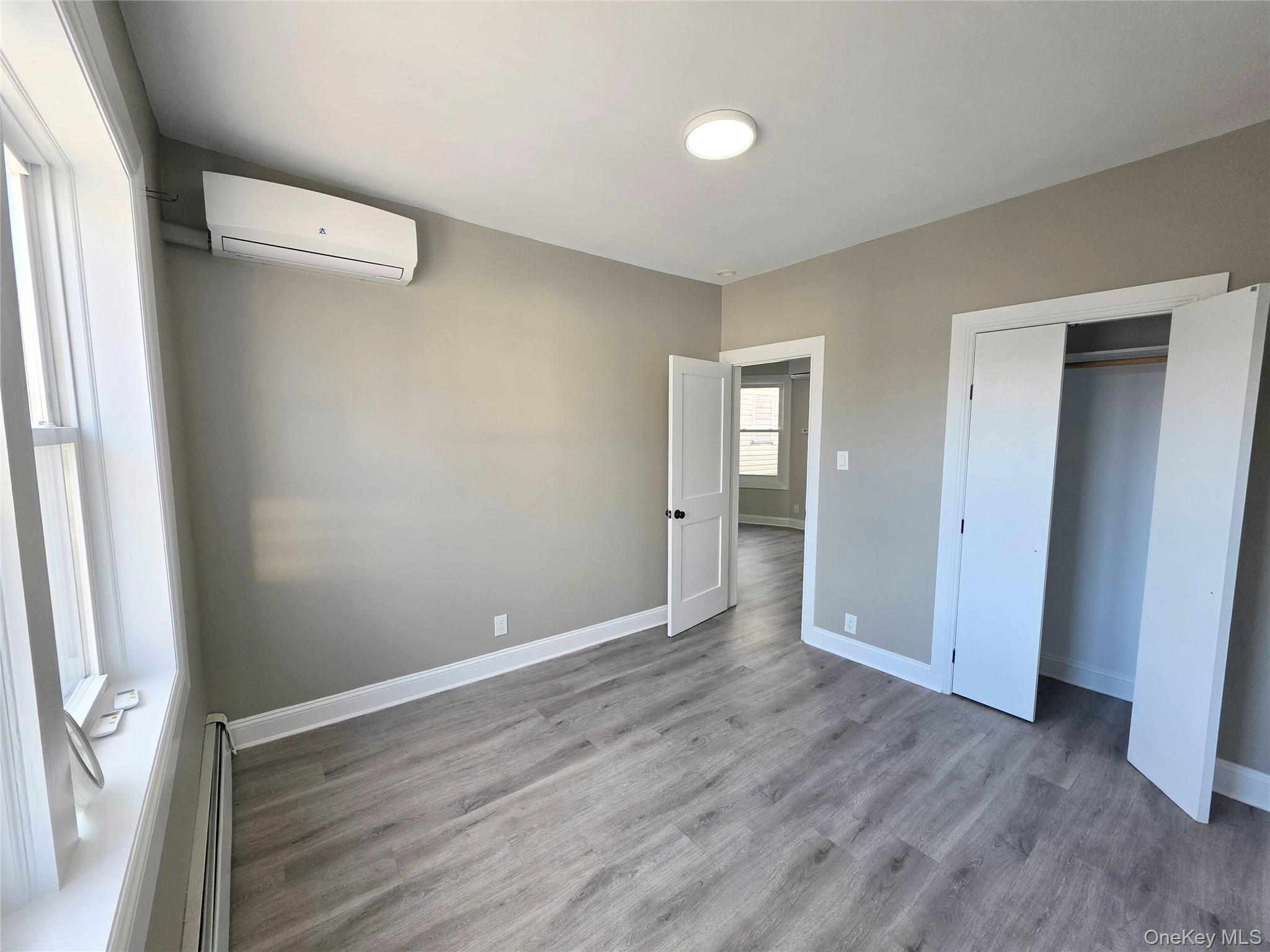 #8 photo, 147 Jericho Turnpike, Mineola , NY 11501