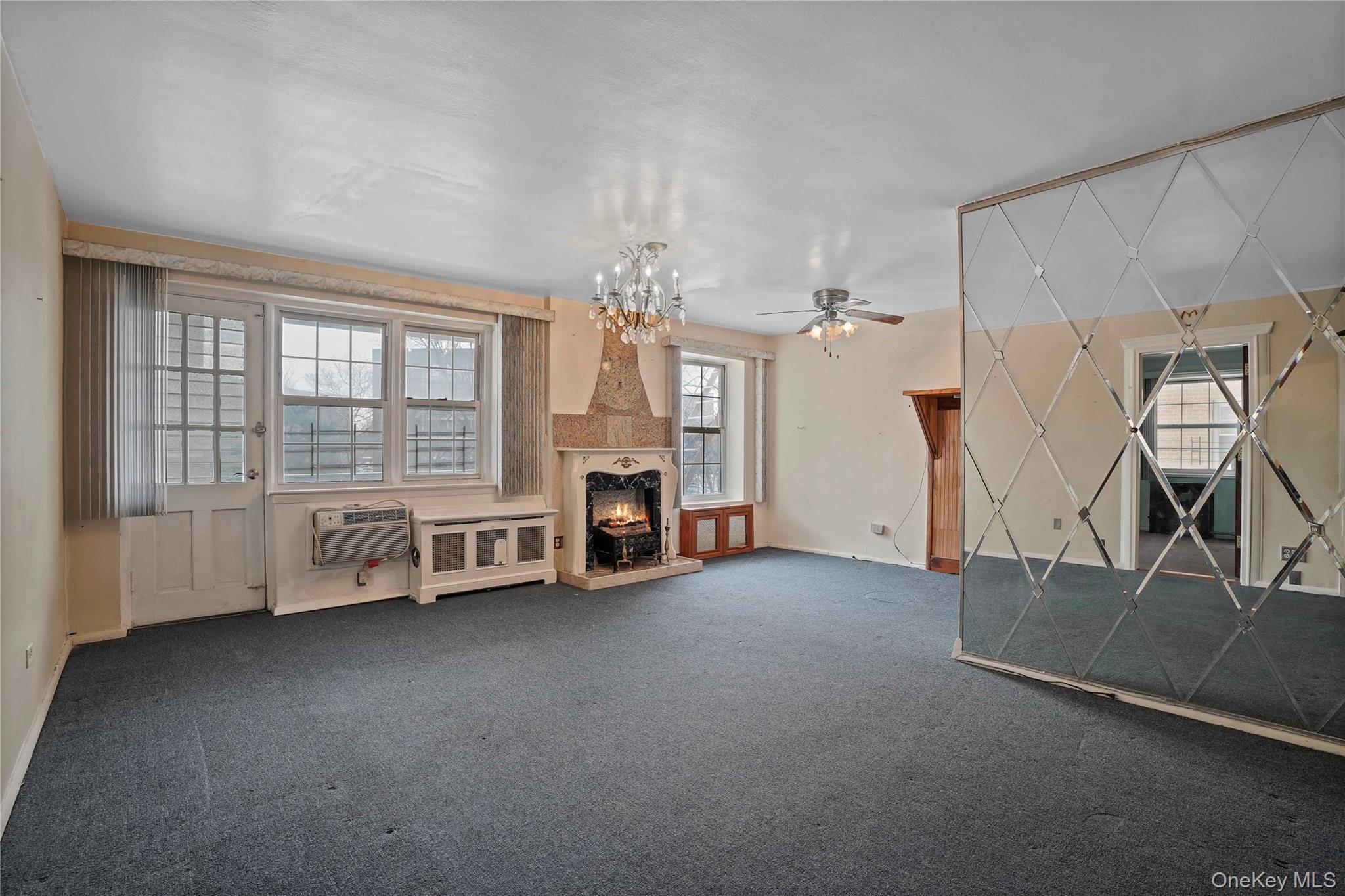 #2 photo, 151-35 84th Street, קווינס Howard Beach , NY 11414