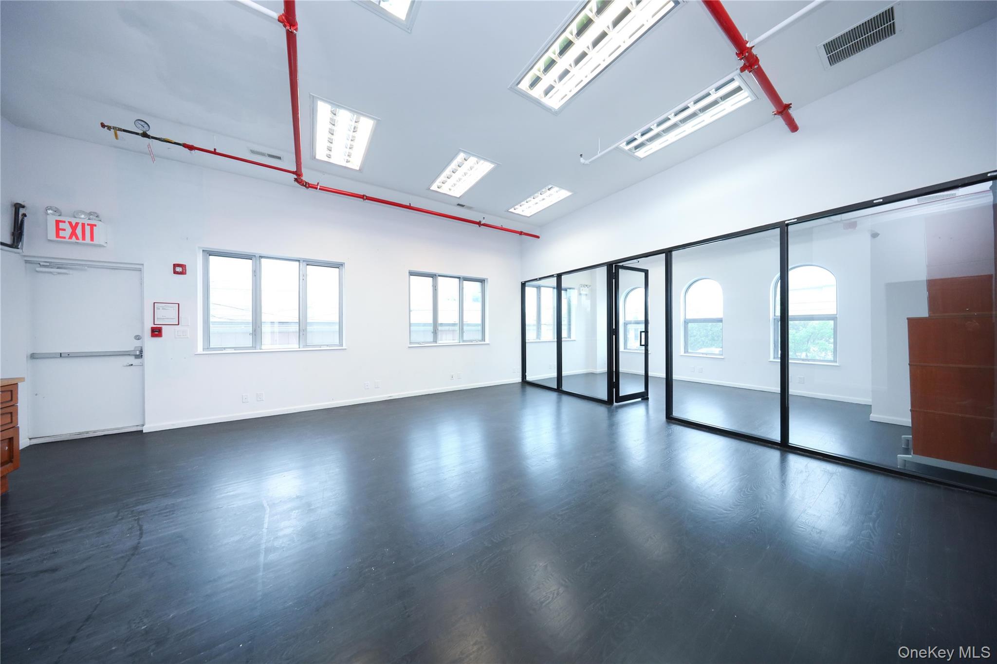 #5 photo, 343 Sand Lane, Статен-Айленд ‖ Staten Island , NY 10305