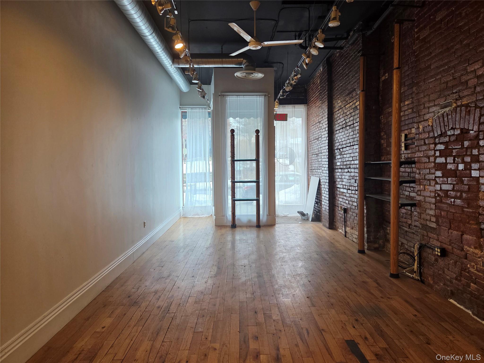 #10 photo, 204 Main Street, 紐約州 Poughkeepsie , NY 12601