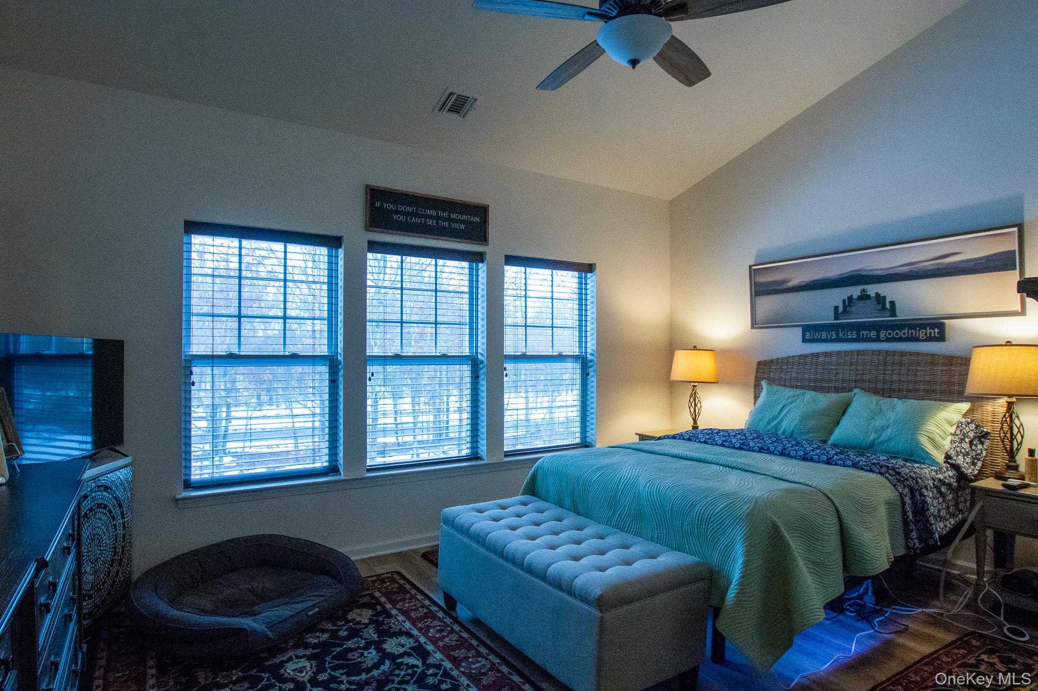 #16 photo, 21 Greentree Court, सफ़ोक काउंटी Shirley , NY 11967