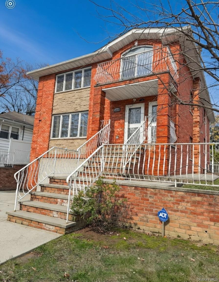 #2 photo, 253-12 58 Avenue, 皇后區 Little Neck , NY 11362