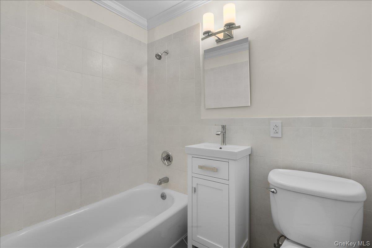 #11 photo, 200 Diplomat Drive, Mount Kisco , NY 10549