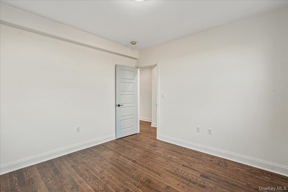 #13 photo, 5110 30th Avenue, Woodside , NY 11377