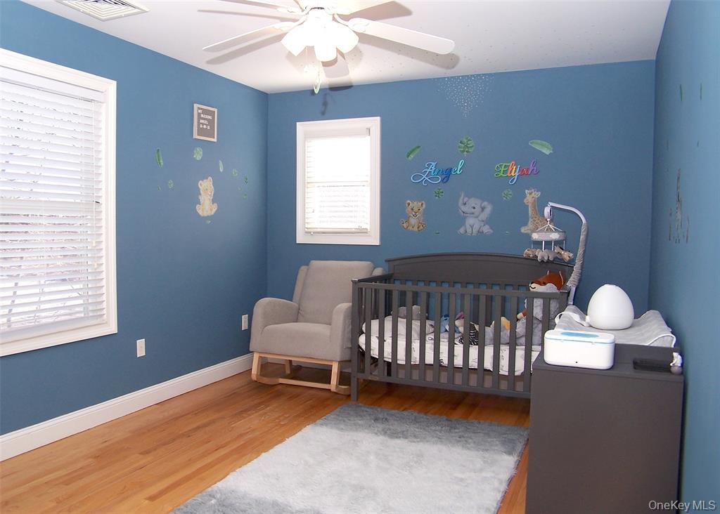 #10 photo, 100 Lake Promenade, 東長島 Ronkonkoma , NY 11779