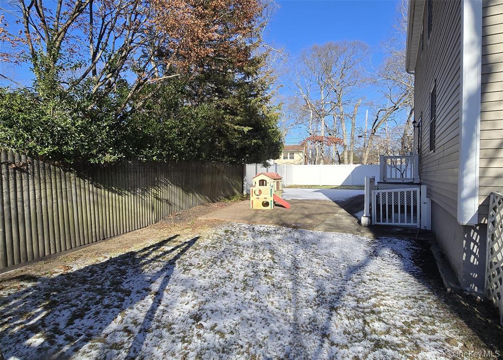 #15 photo, 100 Lake Promenade, 東長島 Ronkonkoma , NY 11779